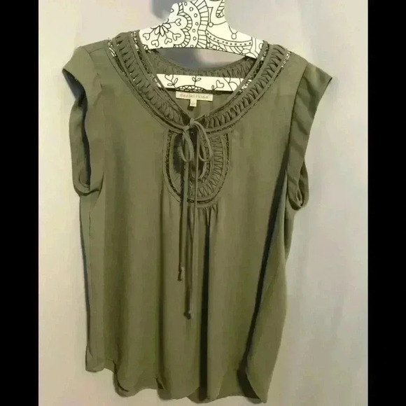 Daniel Rainn Green Top - Picture 1 of 4